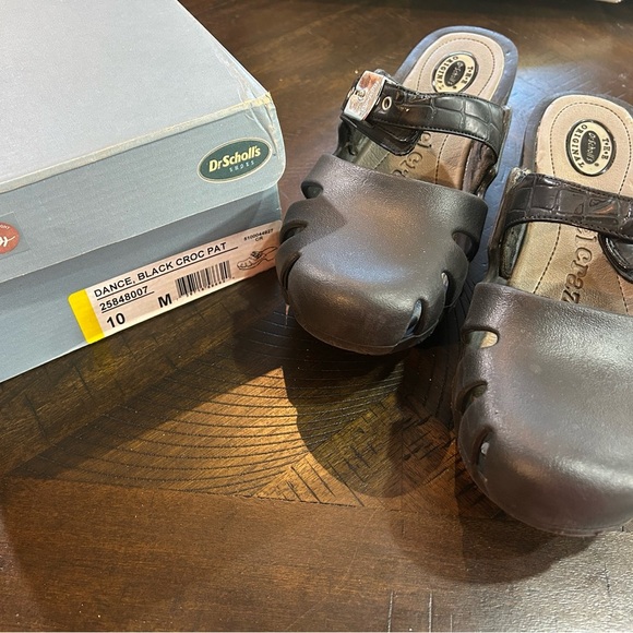 Dr. Scholl's Dance On Black Mules with Buckle Detail - Picture 4 of 6